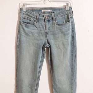 Levi Light Wash Skinny Jeans